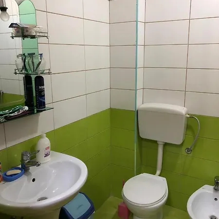 Apartament Pogradec Apartment *